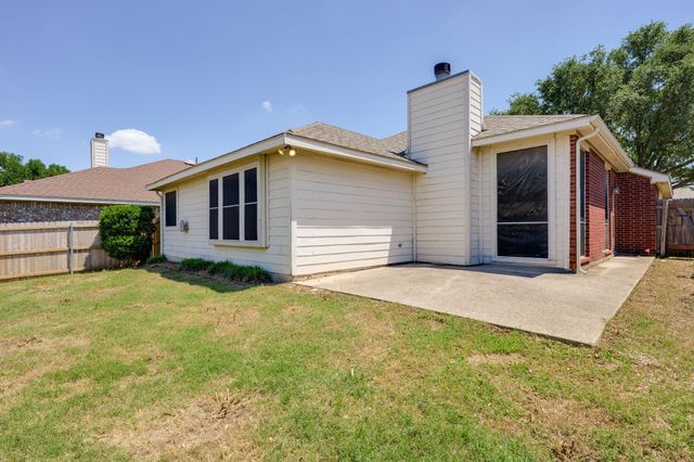 6708 Stockton Drive, Fort Worth, TX 76132