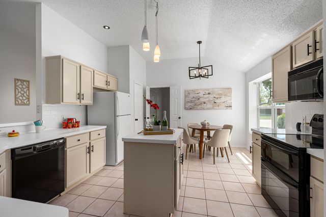 6708 Stockton Drive, Fort Worth, TX 76132