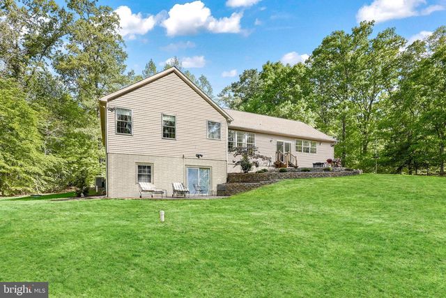7664 MUSCOE PL, King George, VA 22485