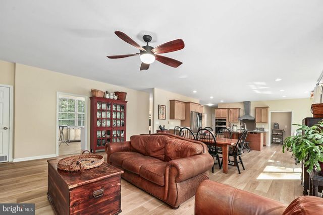 7664 MUSCOE PL, King George, VA 22485