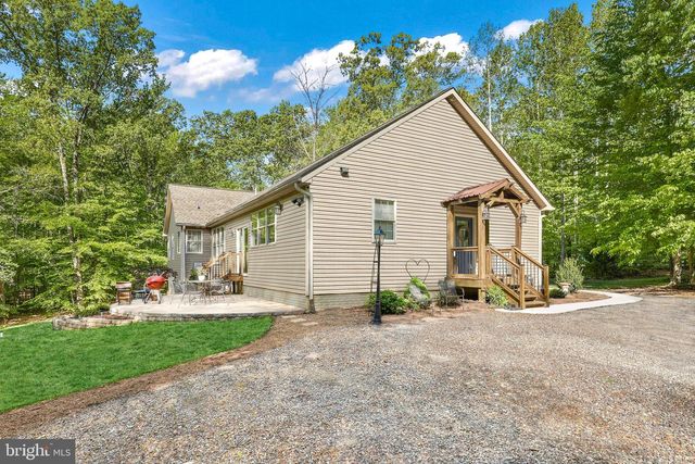 7664 MUSCOE PL, King George, VA 22485