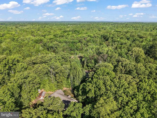 7664 MUSCOE PL, King George, VA 22485