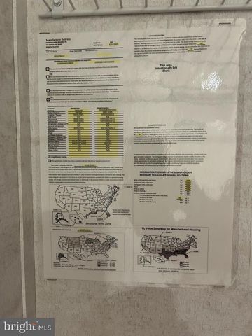 1 RAILWAY AVE, Millersburg, PA 17061