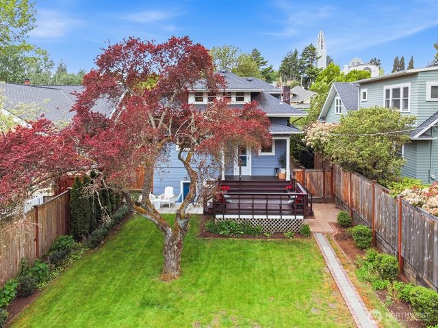726 20th Avenue E, Seattle, WA 98112