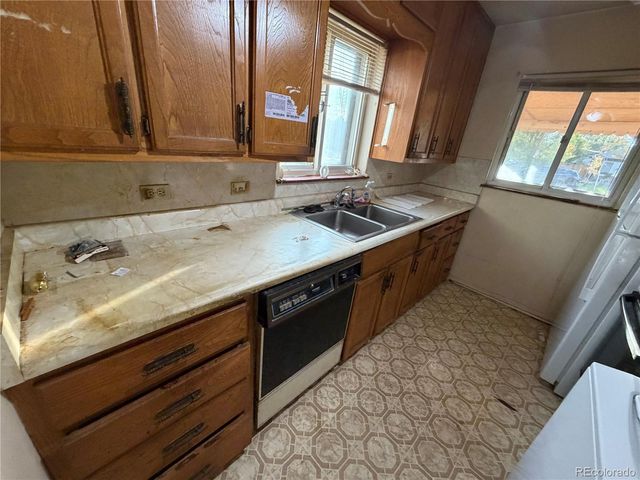 2948 Holly Street, Denver, CO 80207