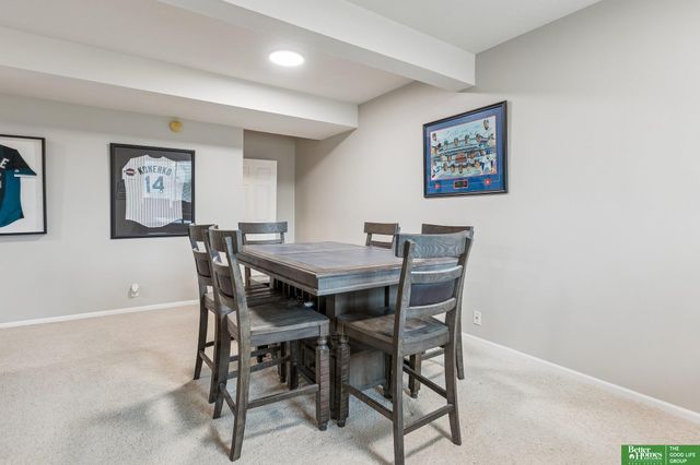 5111 N 155th Street, Omaha, NE 68116