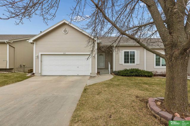 5111 N 155th Street, Omaha, NE 68116