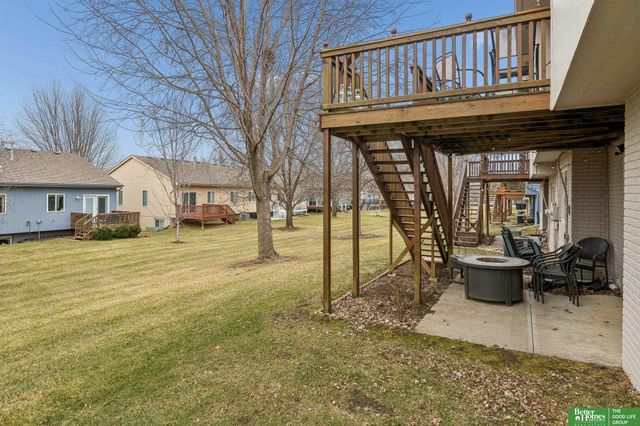 5111 N 155th Street, Omaha, NE 68116