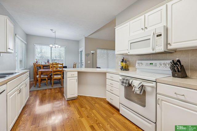 5111 N 155th Street, Omaha, NE 68116