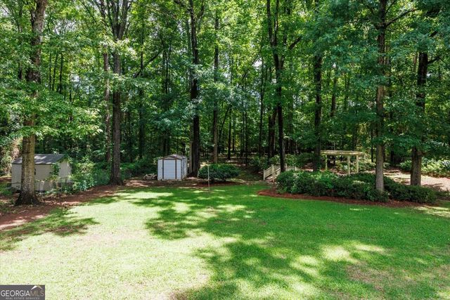 6111 Peake Road, Macon, GA 31220