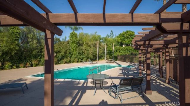 1200 E Highland 406, Redlands, CA 92374