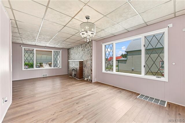77 Harlem Road, West Seneca, NY 14224