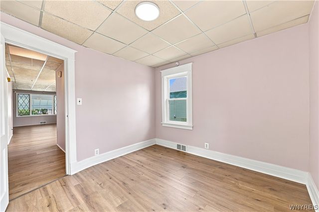 77 Harlem Road, West Seneca, NY 14224