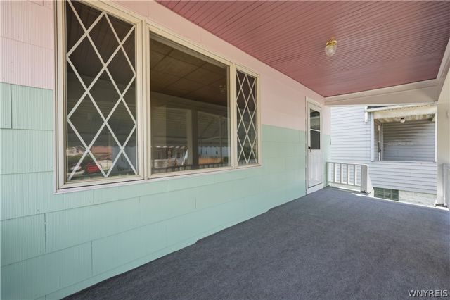 77 Harlem Road, West Seneca, NY 14224