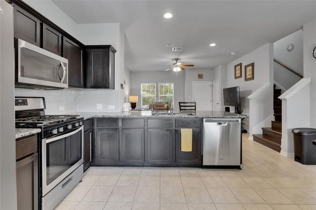 107 Friendship Oak DR, San Marcos, TX 78666