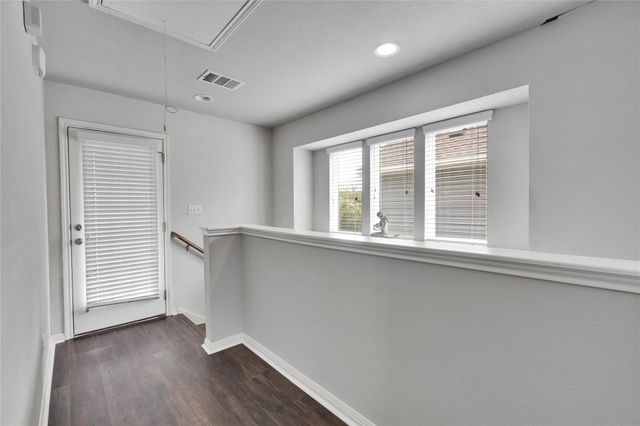 107 Friendship Oak DR, San Marcos, TX 78666