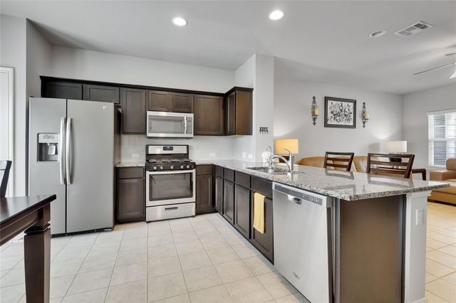 107 Friendship Oak DR, San Marcos, TX 78666