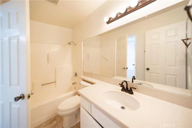 28308 Via Cascadita, Romoland, CA 92585