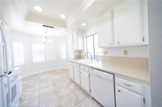 28308 Via Cascadita, Romoland, CA 92585
