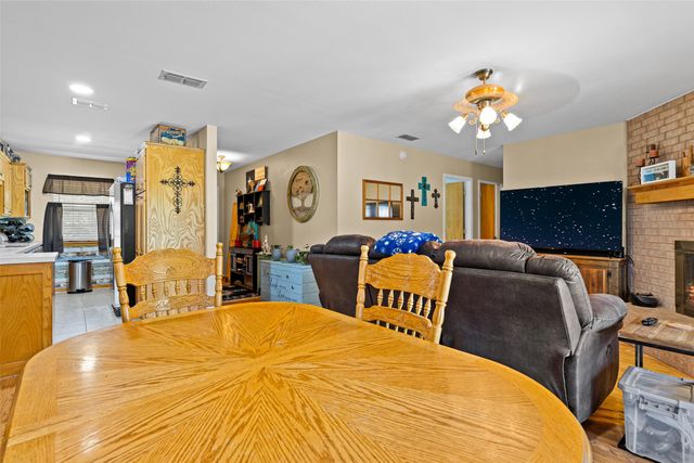 7422 Pacal, Gilmer, TX 75645