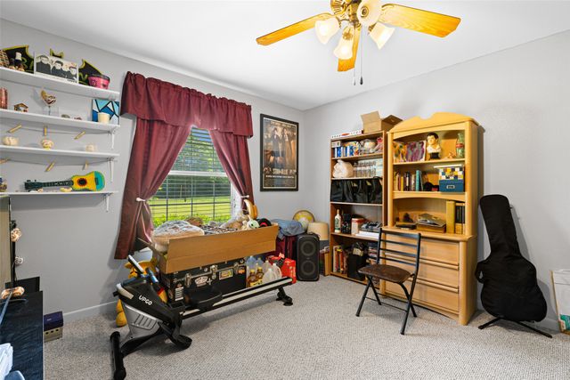 7422 Pacal, Gilmer, TX 75645