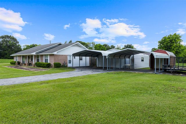 7422 Pacal, Gilmer, TX 75645
