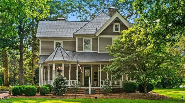 605 N Asheboro Street, Liberty, NC 27298