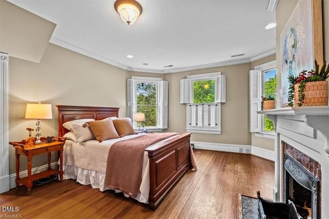 605 N Asheboro Street, Liberty, NC 27298