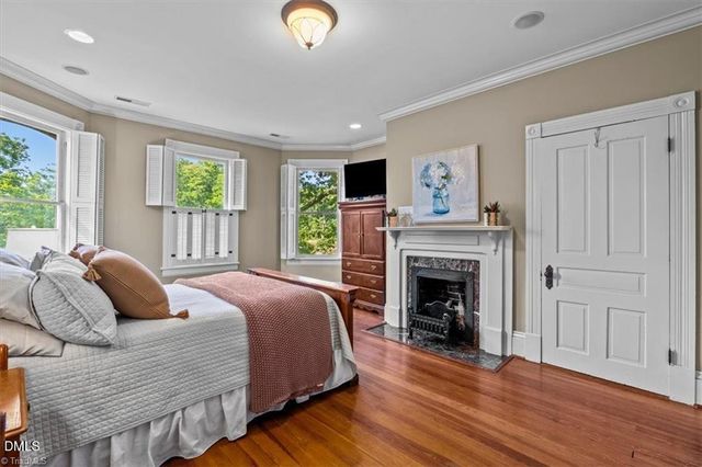 605 N Asheboro Street, Liberty, NC 27298