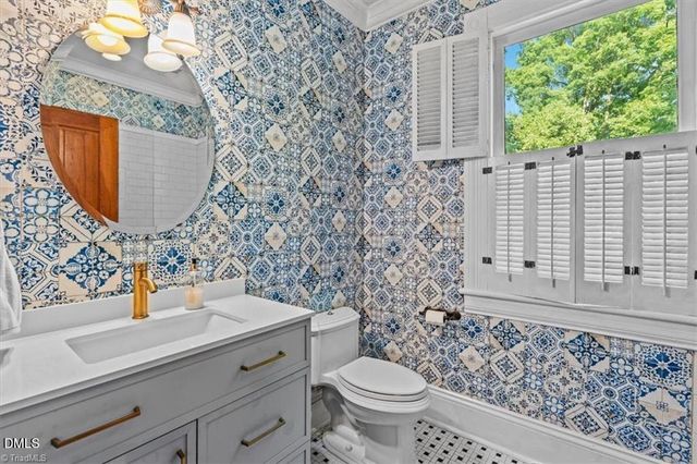 605 N Asheboro Street, Liberty, NC 27298