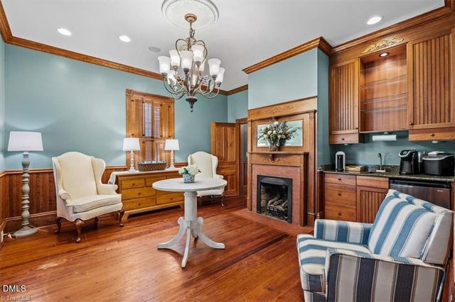 605 N Asheboro Street, Liberty, NC 27298