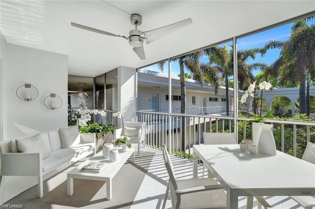 231 3rd AVE S 231, Naples, FL 34102