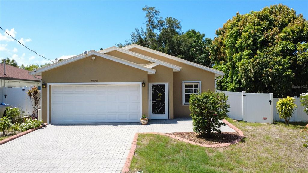 2920 EDGEWOOD LANE, Sarasota, FL 34231
