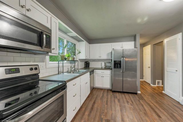 345 COOLIDGE STREET, Green Bay, WI 54301