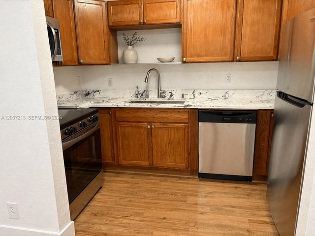 3251 NW 102nd Ter 3251, Coral Springs, FL 33065