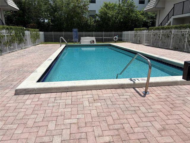 3251 NW 102nd Ter 3251, Coral Springs, FL 33065