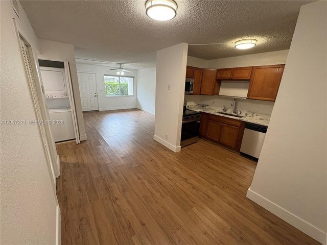 3251 NW 102nd Ter 3251, Coral Springs, FL 33065