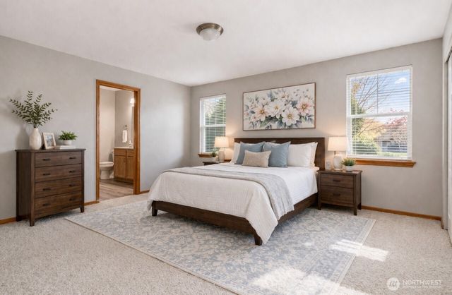 1611 SW Vanguard Street, Oak Harbor, WA 98277