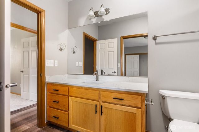 1611 SW Vanguard Street, Oak Harbor, WA 98277