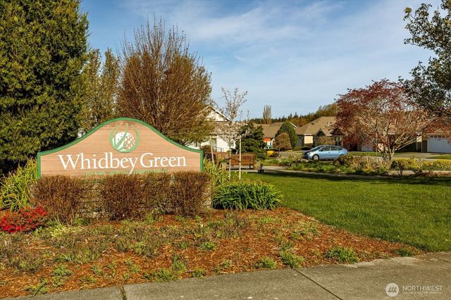 1611 SW Vanguard Street, Oak Harbor, WA 98277