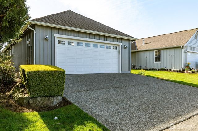 1611 SW Vanguard Street, Oak Harbor, WA 98277