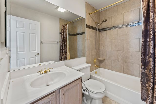 1903 N Evergreen Avenue, Arlington Heights, IL 60004