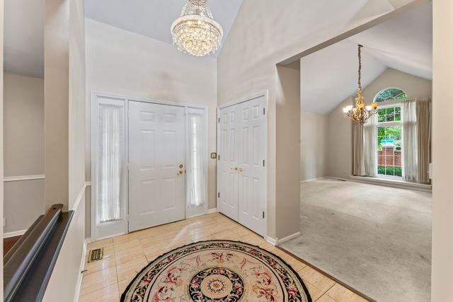 1903 N Evergreen Avenue, Arlington Heights, IL 60004