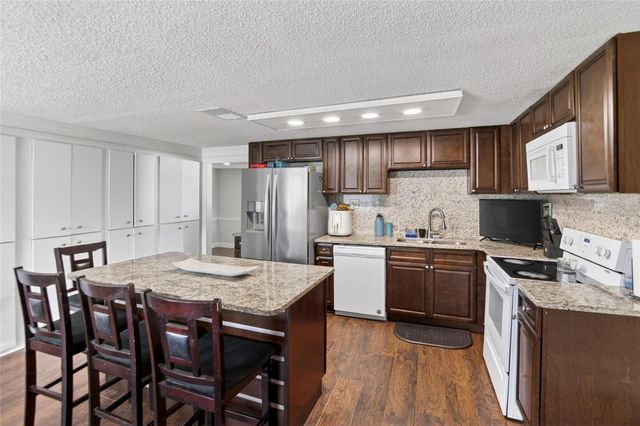 918 JERE CIRCLE, Lakeland, FL 33801