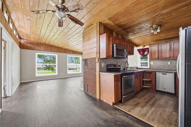 1881 COTTONWOOD STREET, Orange City, FL 32763