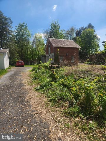 67 W FREDERICK ST, Millersville, PA 17551