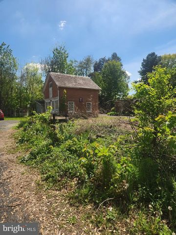 67 W FREDERICK ST, Millersville, PA 17551