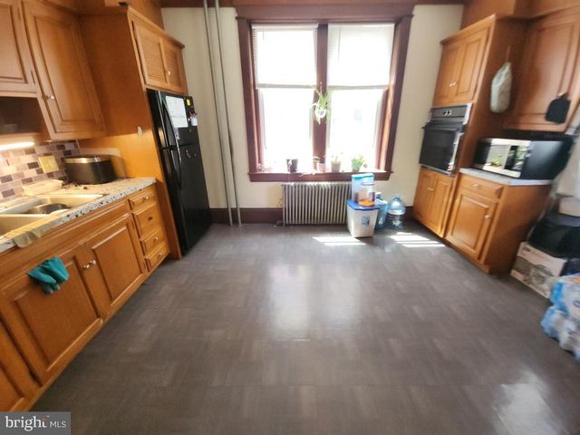 67 W FREDERICK ST, Millersville, PA 17551