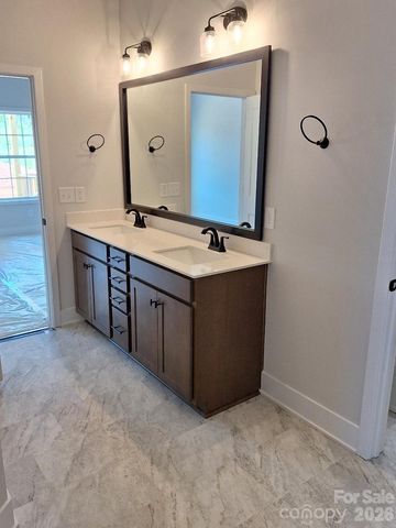 140 Kerr Walk Drive 22, Statesville, NC 28677