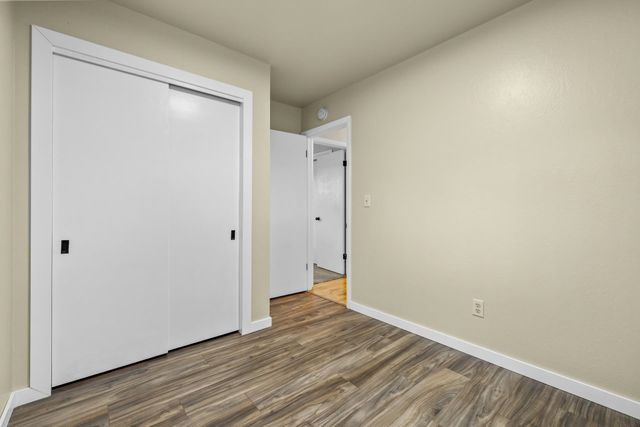 1130 5th St NE, Minot, ND 58703